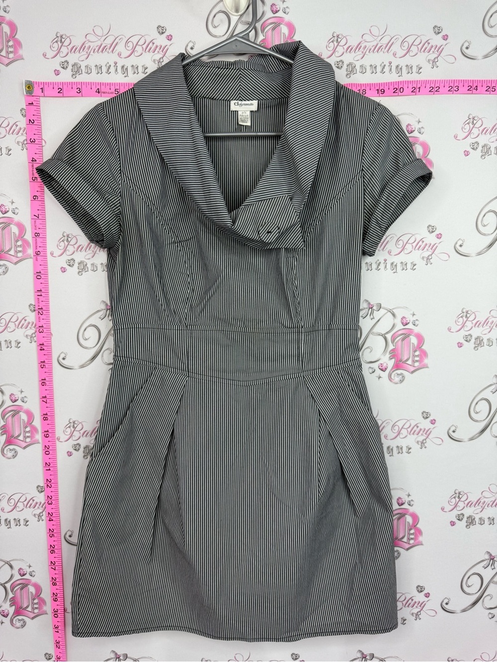 Dynamite dress y2k pin up girl Black & White Pinstripe Short Sleeve Dress